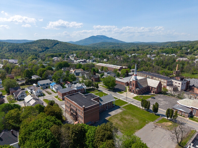 More Photos Of 16 Central st, Claremont Specialty For Sale