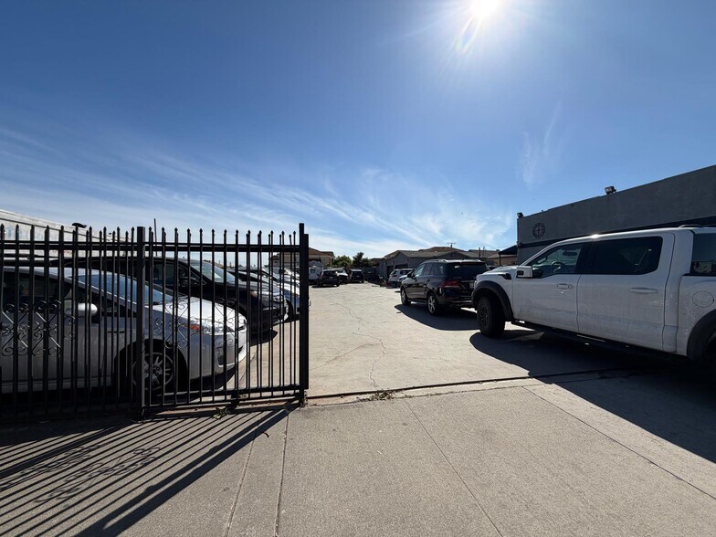 More Photos Of 7910-7916 Garvey Ave, Rosemead Auto Dealership For Lease