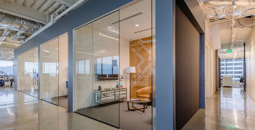 More Photos Of 2101 Webster St, Oakland Office For Lease
