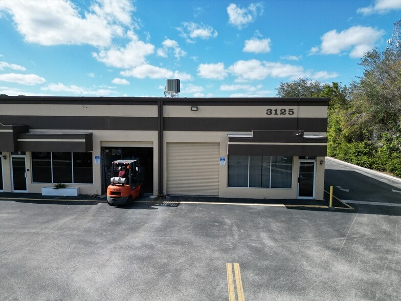 More Photos Of 3133 Fortune Way, Wellington Unknown For Lease