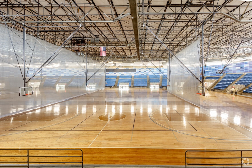 More Photos Of 1800 Genessee St, Kansas City Theater Concert Hall For Lease