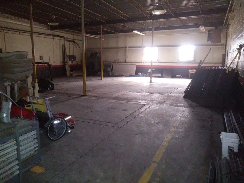 More Photos Of 1919 E Us Highway 12, Michigan City Manufacturing For Lease