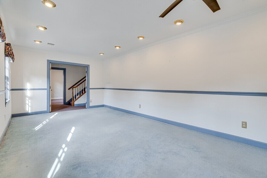 More Photos Of 217 N Washington St, Alexandria Office Residential For Sale