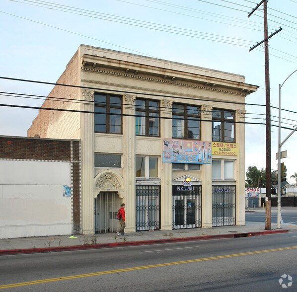 More Photos Of 3650-3660 W Pico Blvd, Los Angeles Storefront Retail Residential For Lease