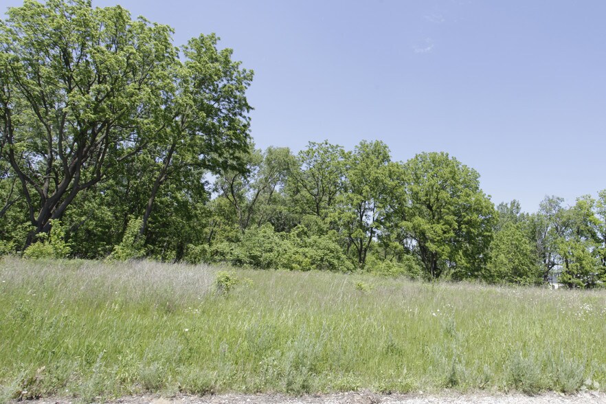 Primary Photo Of 2318 East Paris Ave SE, Grand Rapids Land For Sale