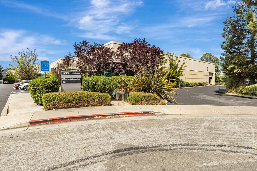 More Photos Of 633-651 Giguere Ct, San Jose Manufacturing For Sale