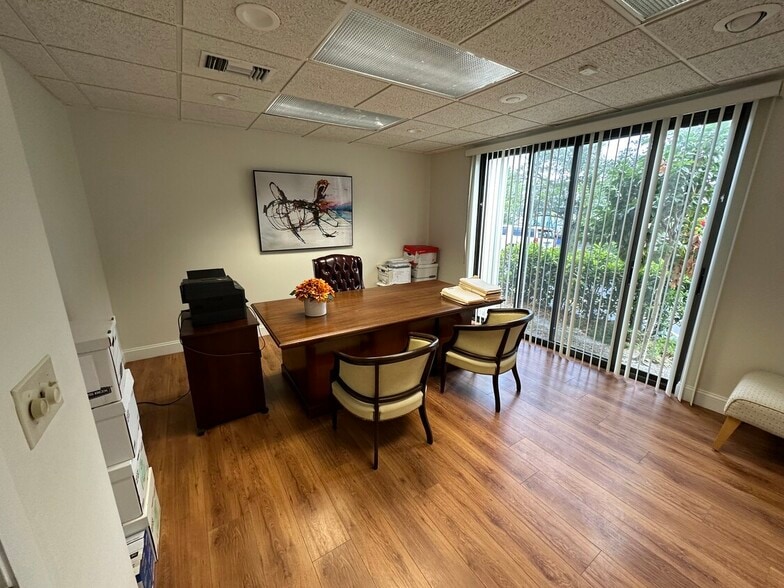 More Photos Of 1300 N Federal Hwy, Boca Raton Medical For Sale
