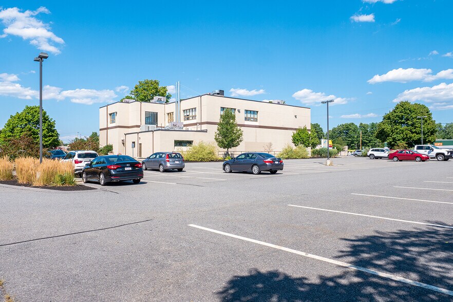More Photos Of 312 Bedford St, Whitman Medical For Sale