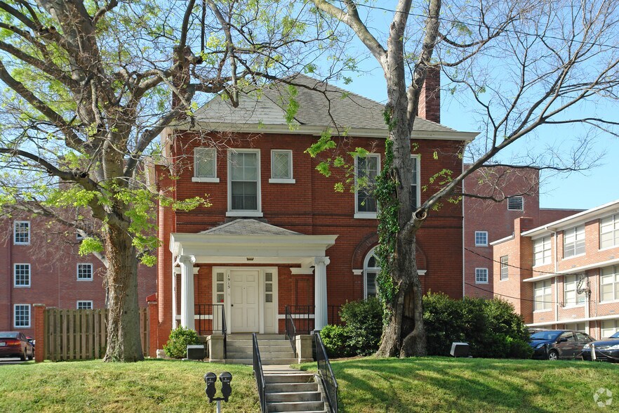 More Photos Of 1915 Adelicia St, Nashville Office For Lease