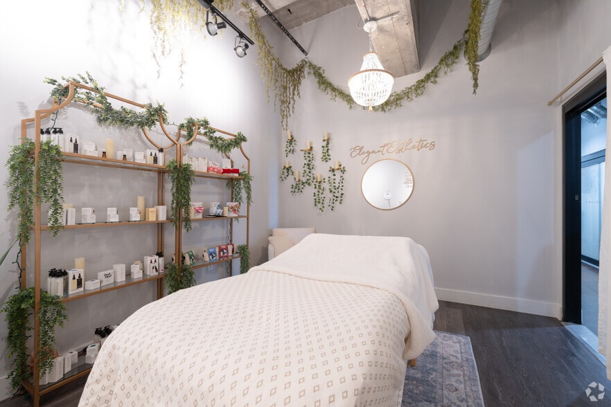 More Photos Of 166 Chandler St, Buffalo Apartments For Lease