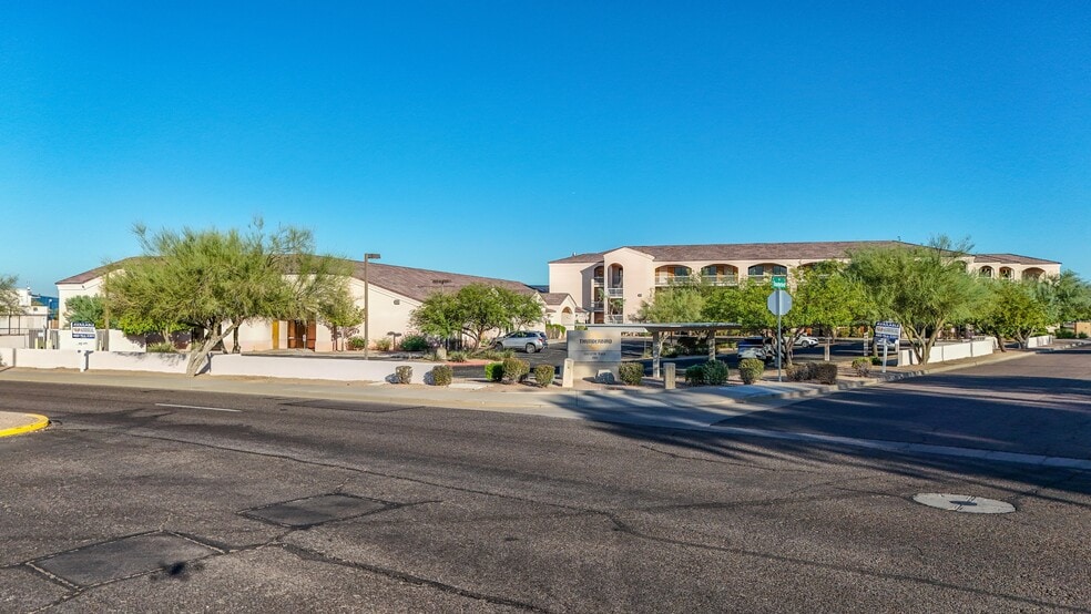More Photos Of 2550 N Thunderbird Cir, Mesa Office For Lease
