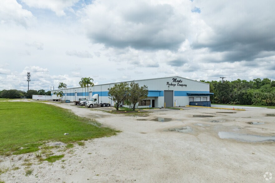 More Photos Of 12551 Florida 7, Boynton Beach Warehouse For Sale