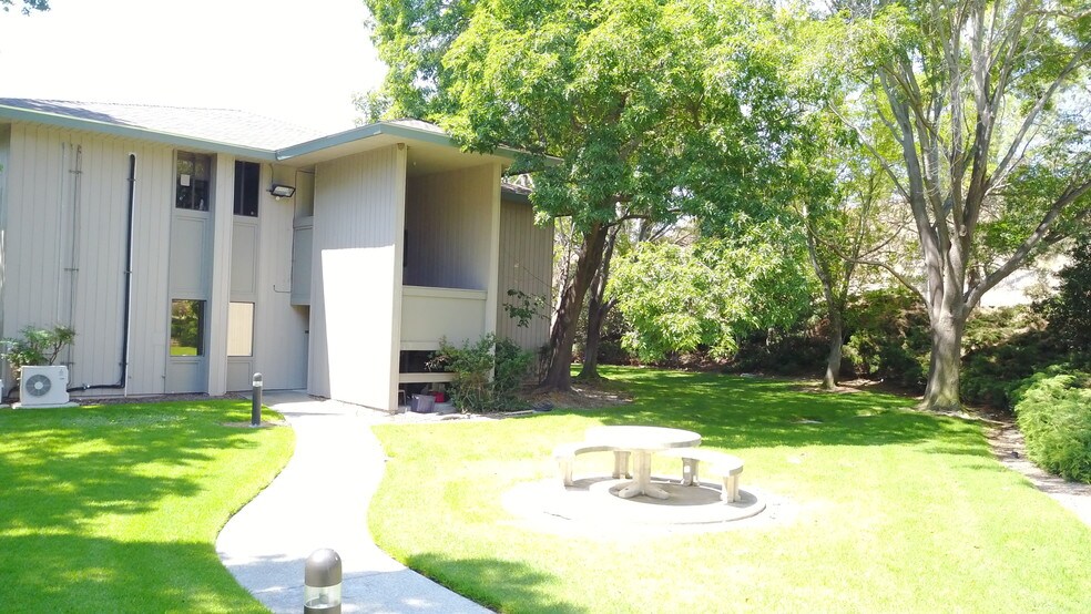 More Photos Of 155 N Redwood Dr, San Rafael Office For Sale