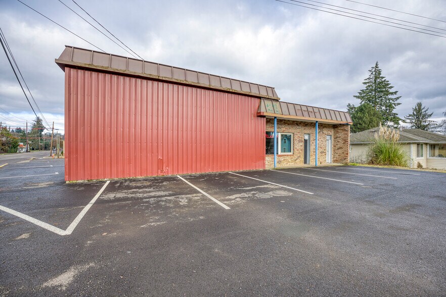 More Photos Of 452 SE Main St, Willamina Auto Repair For Sale