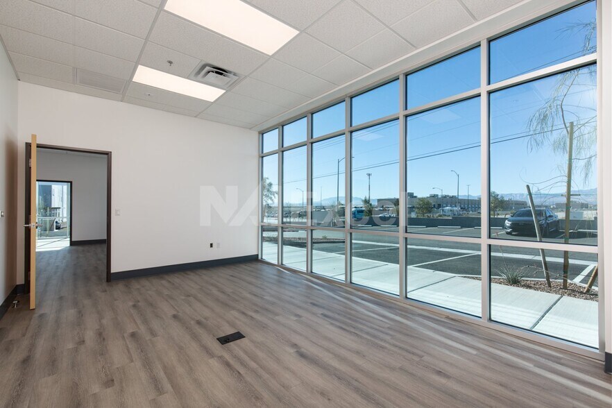 More Photos Of 2880 Simmons St, North Las Vegas Distribution For Sale