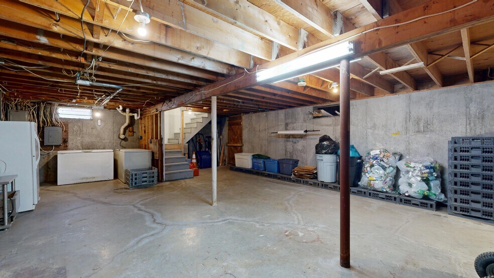 More Photos Of 130 Wardtown Rd, Freeport General Retail For Sale