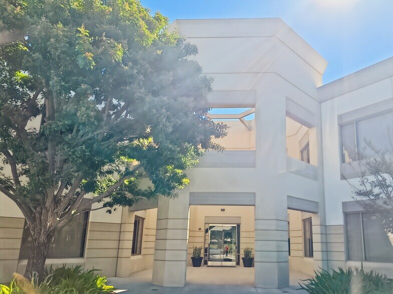 More Photos Of 30700 Russell Ranch Rd, Westlake Village Coworking Space