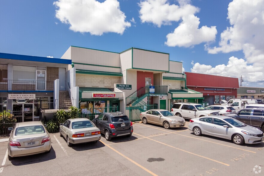 Primary Photo Of 94-871 Farrington Hwy, Waipahu Storefront Retail Office For Lease