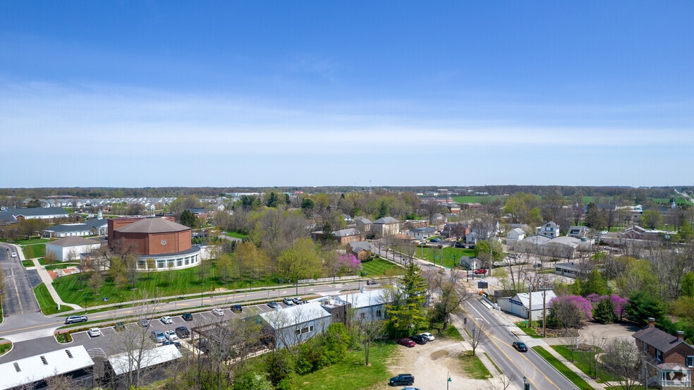 More Photos Of 153 W Main St, New Albany Medical For Lease