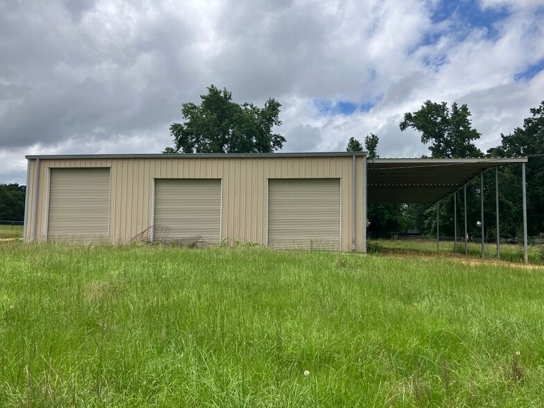 Primary Photo Of 37 Lazy Ln, Coldspring Industrial For Lease