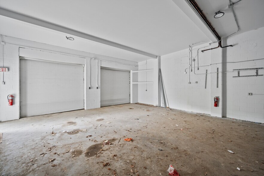 More Photos Of 212-216 Main St, New Rochelle Freestanding For Lease
