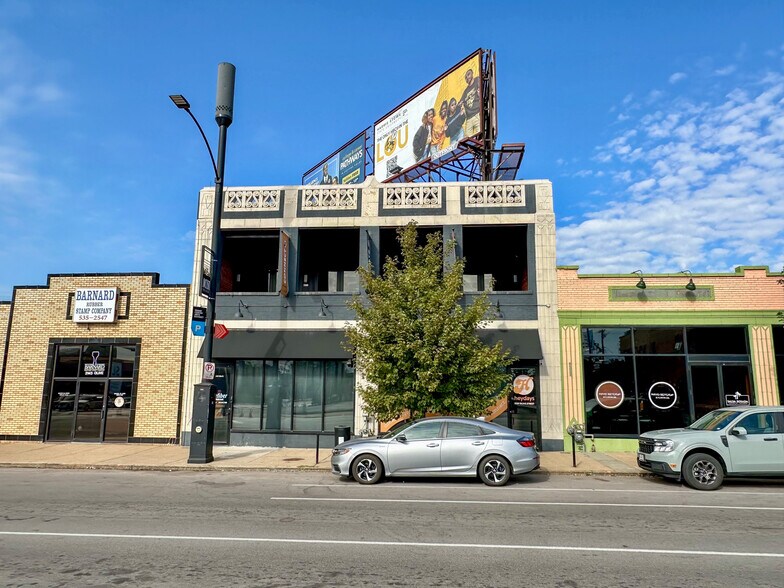 Primary Photo Of 3139-3141 Olive St, Saint Louis Office For Lease
