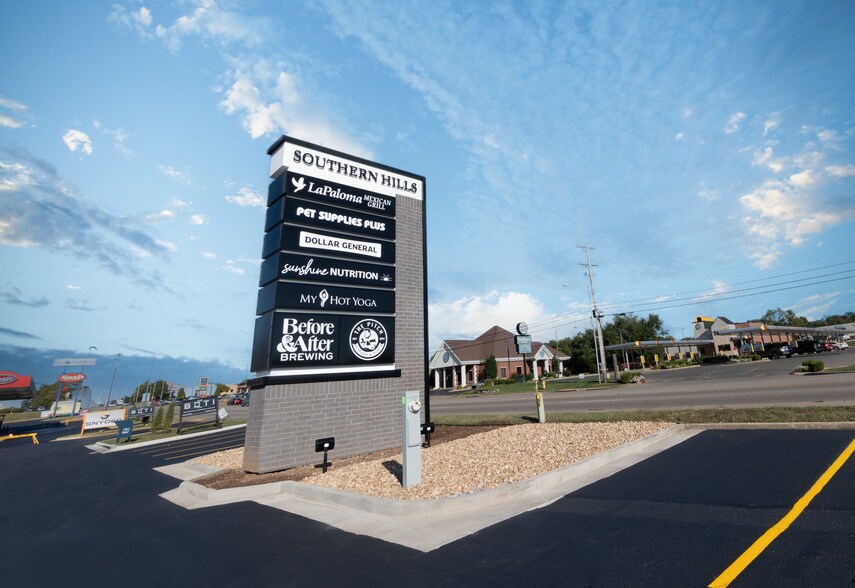 More Photos Of 2900 E Sunshine St, Springfield Unknown For Lease