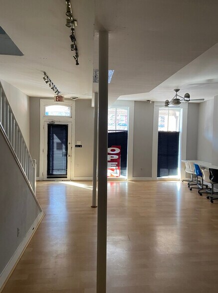 More Photos Of 1208 W Main St, Richmond Office For Lease