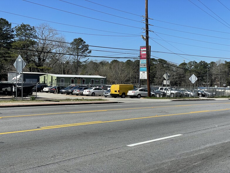 More Photos Of 3915 Covington Hwy, Decatur Land For Lease