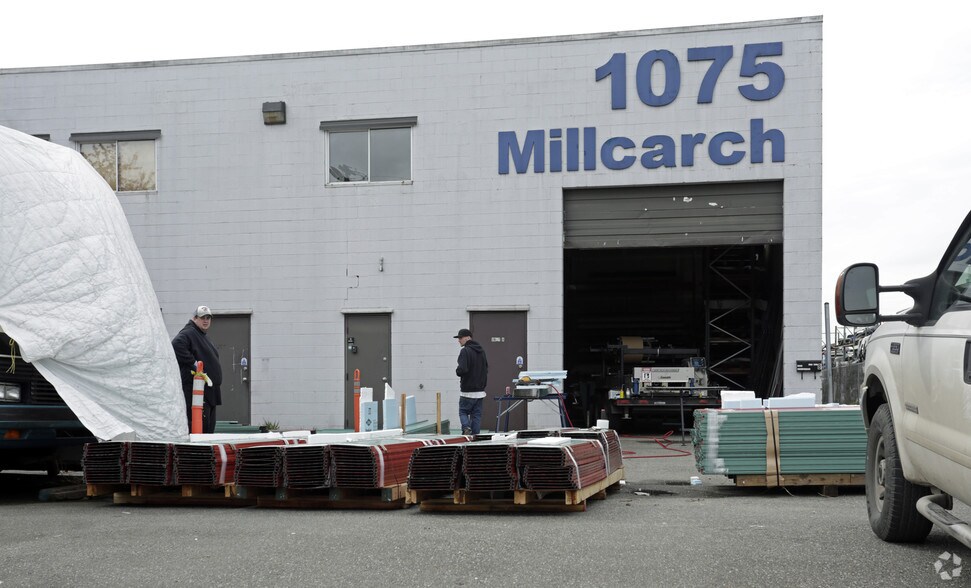 More Photos Of 1075 Millcarch St, Richmond Warehouse For Sale