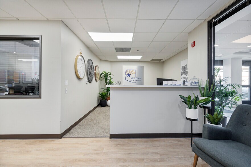 Primary Photo Of 202 E Earll Dr, Phoenix Medical For Sale