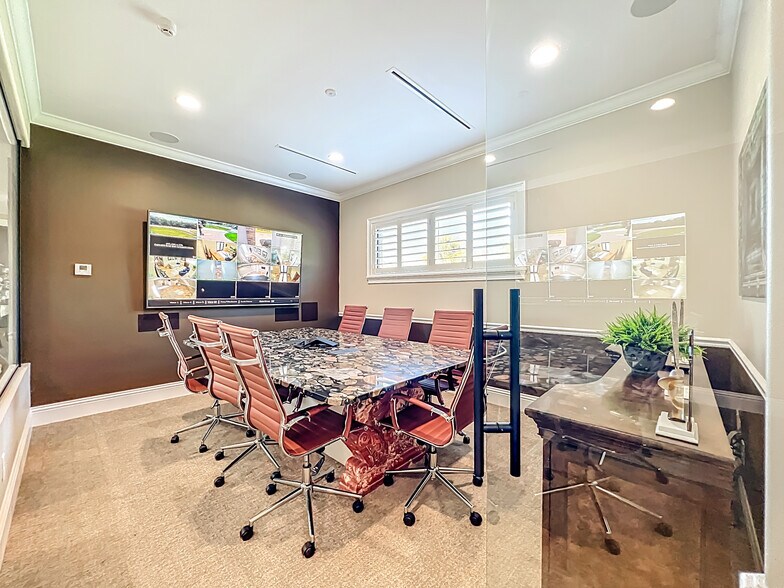 More Photos Of 4850 Holopaw Rd, Saint Cloud Office For Sale
