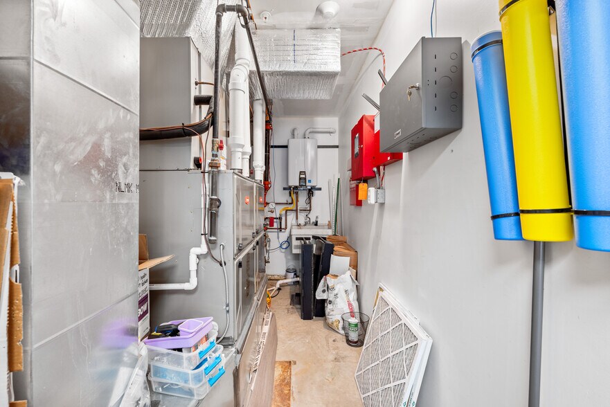 More Photos Of 49 Olive St, Gallipolis Office For Sale