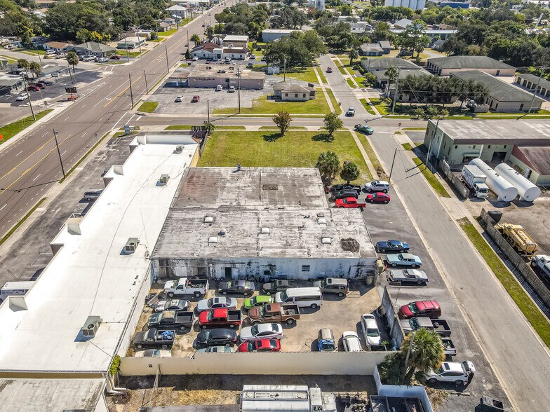More Photos Of 1018 Orange St, Titusville Warehouse For Sale