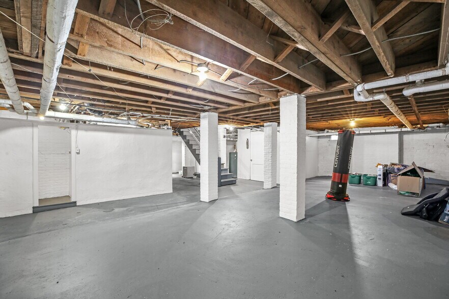 More Photos Of 590 N Madison Rd, Orange Land For Sale