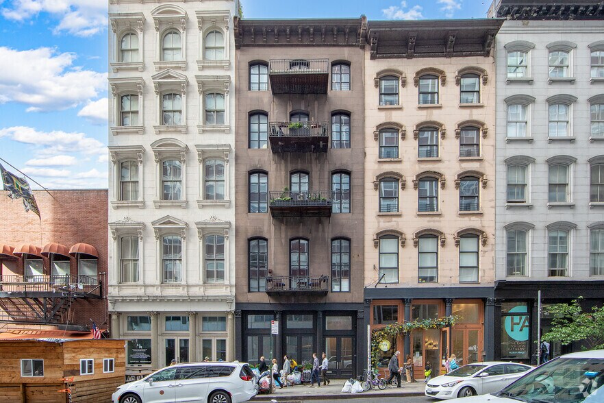 More Photos Of 53 Murray St, New York Apartments For Sale