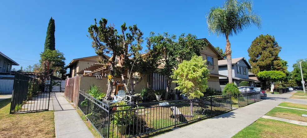 More Photos Of 1908 E Coral Ave, Orange Apartments For Sale