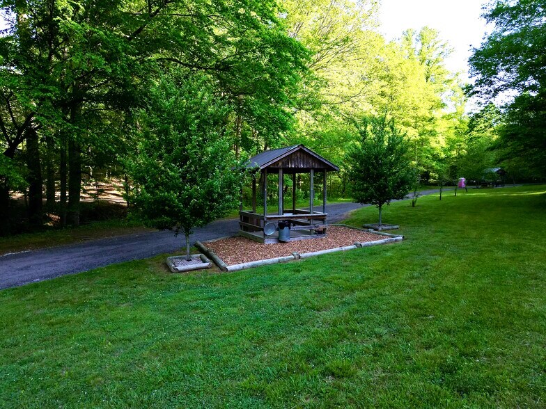 More Photos Of 3975 Jarman Hollow Rd, Palmyra Land For Sale