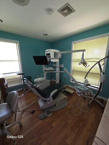More Photos Of 4255 US Highway 9, Freehold Medical For Lease