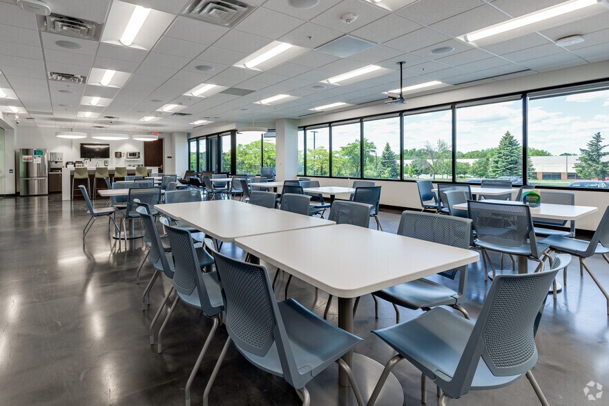 More Photos Of 1250 Northland Dr, Saint Paul Unknown For Lease