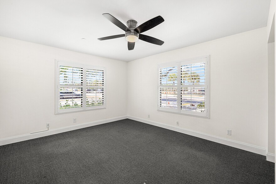 More Photos Of 112 SE 10th St, Delray Beach Office Residential For Lease