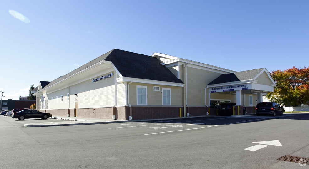 More Photos Of 210 Main St, Waterville Drugstore For Sale
