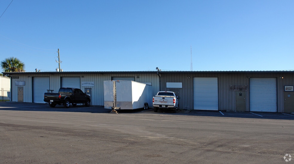 More Photos Of 6140 Edgewater Dr, Orlando Unknown For Lease