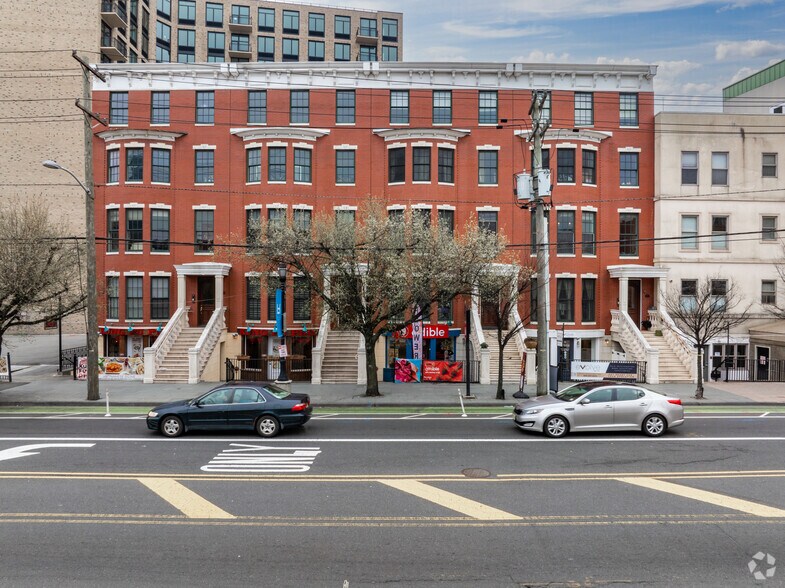 More Photos Of 299-307 Grand St, Jersey City Apartments For Lease
