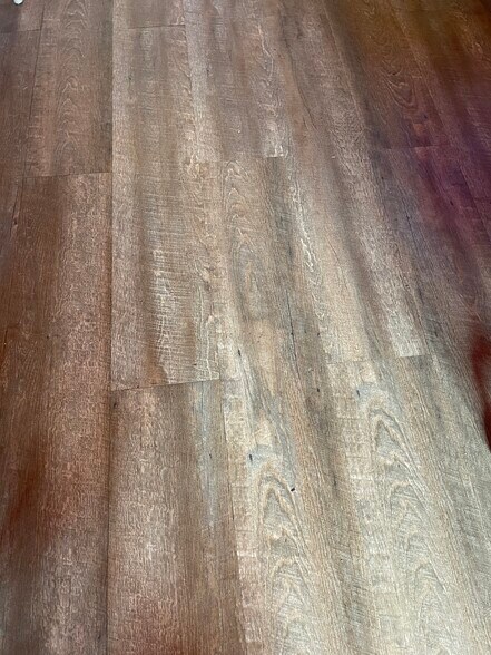 More Photos Of 203 Whinery, Binford Casino For Sale