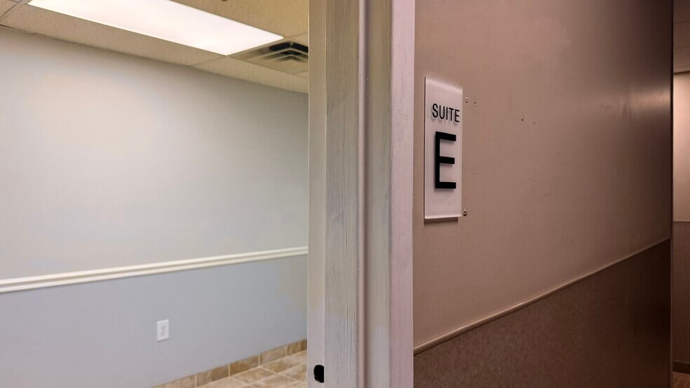 More Photos Of 561 Cranbury Rd, East Brunswick Medical For Sale