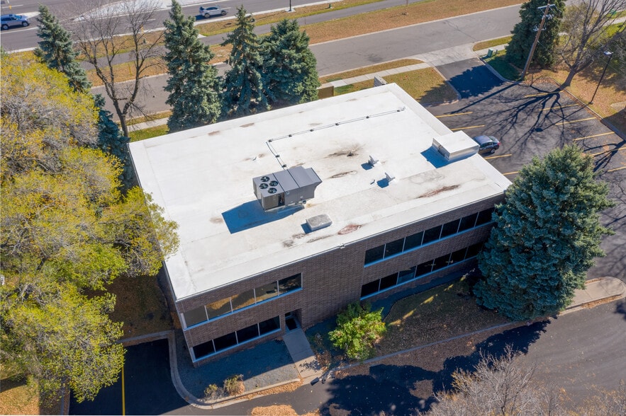 More Photos Of 5615 Brooklyn Blvd, Brooklyn Center Office For Sale