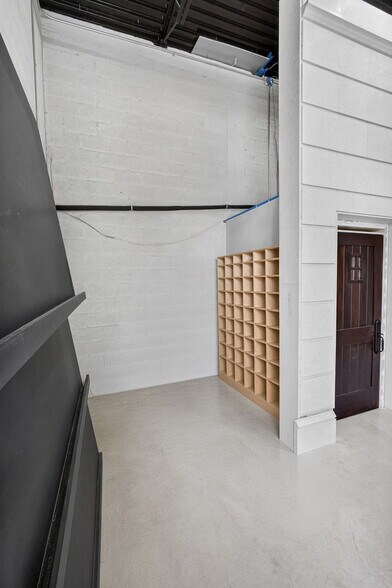 More Photos Of 1334 S Killian Dr, Lake Park Warehouse For Sale