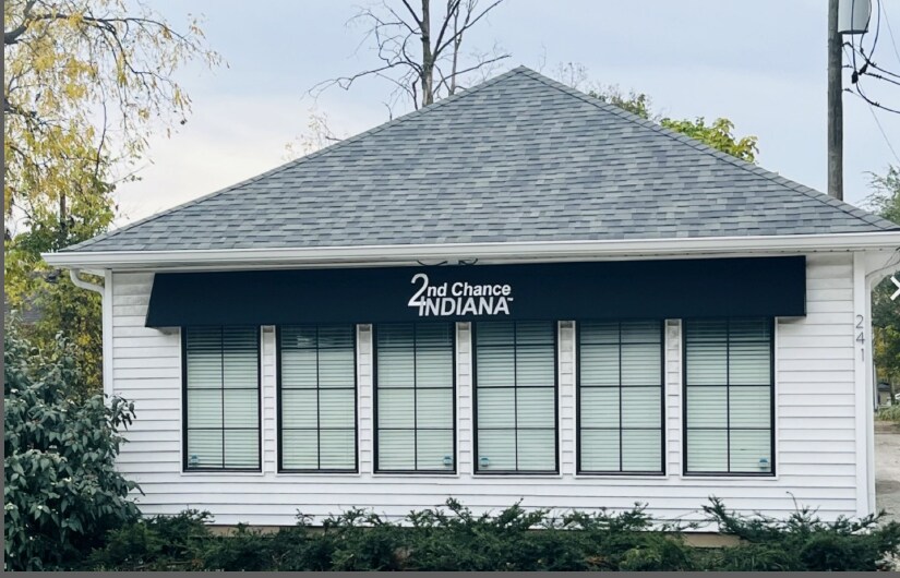 Primary Photo Of 241 W 38th St, Indianapolis Office Residential For Sale
