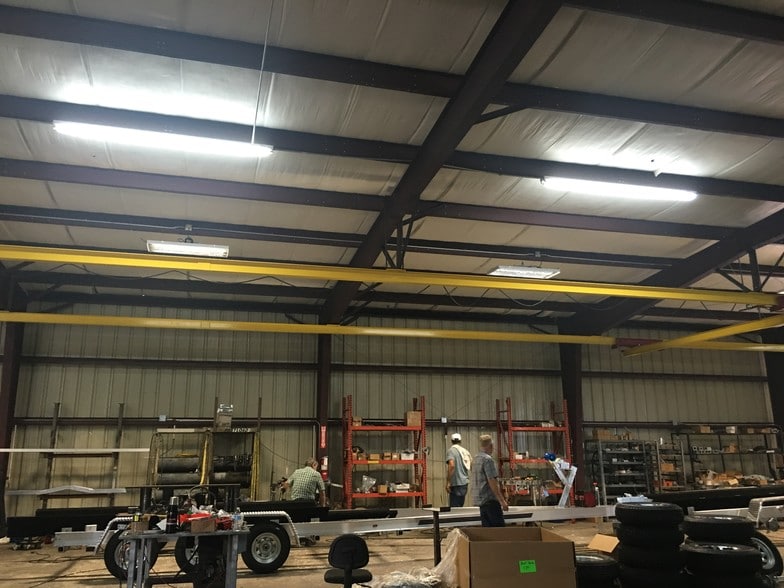 More Photos Of 6895 State Road 60 W, Mulberry Warehouse For Lease